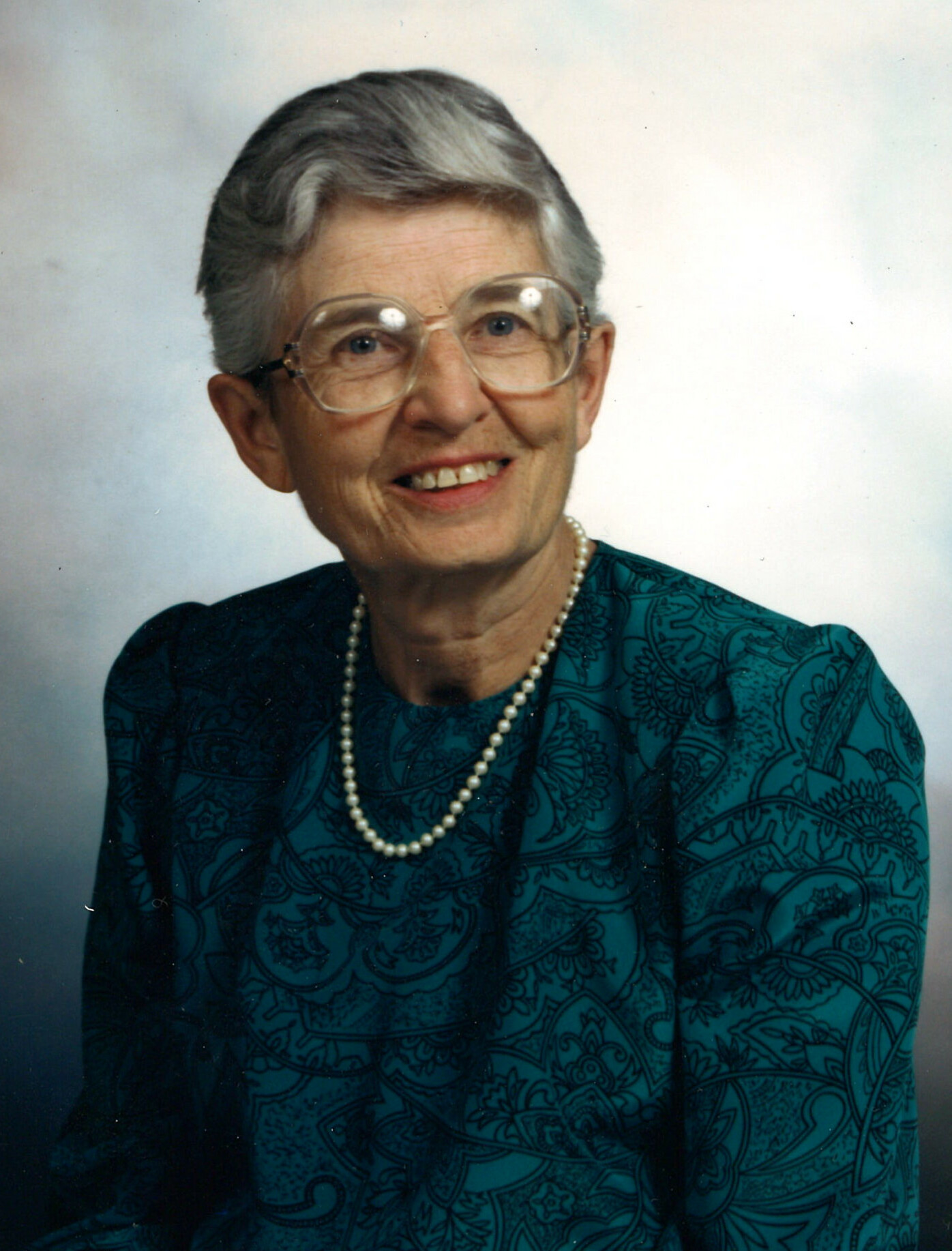 Eva May McMillan